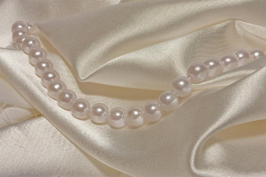 Brautschmuck aus Perlen