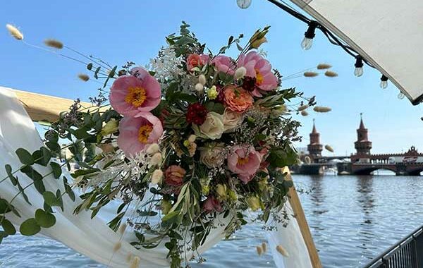 Flower and Art – Hochzeitsfloristik & Dekorationsverleih