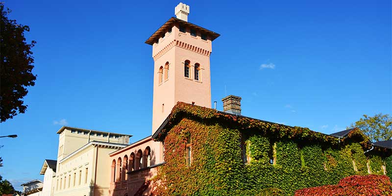 Die 10 besten Hochzeitslocations in Potsdam – Krongut Bornstedt Krongut Bornstedt
