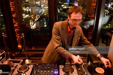 Bertram Denzel – DJ für Hochzeiten in Berlin & Brandenburg