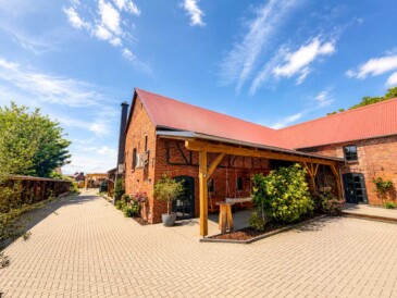 TSE Eventscheune – Hochzeitslocation nahe Brandenburg TSE Eventscheune – Hochzeitslocation nahe Brandenburg